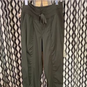 Lululemon Dance Studio Jogger | Olive | Size 2